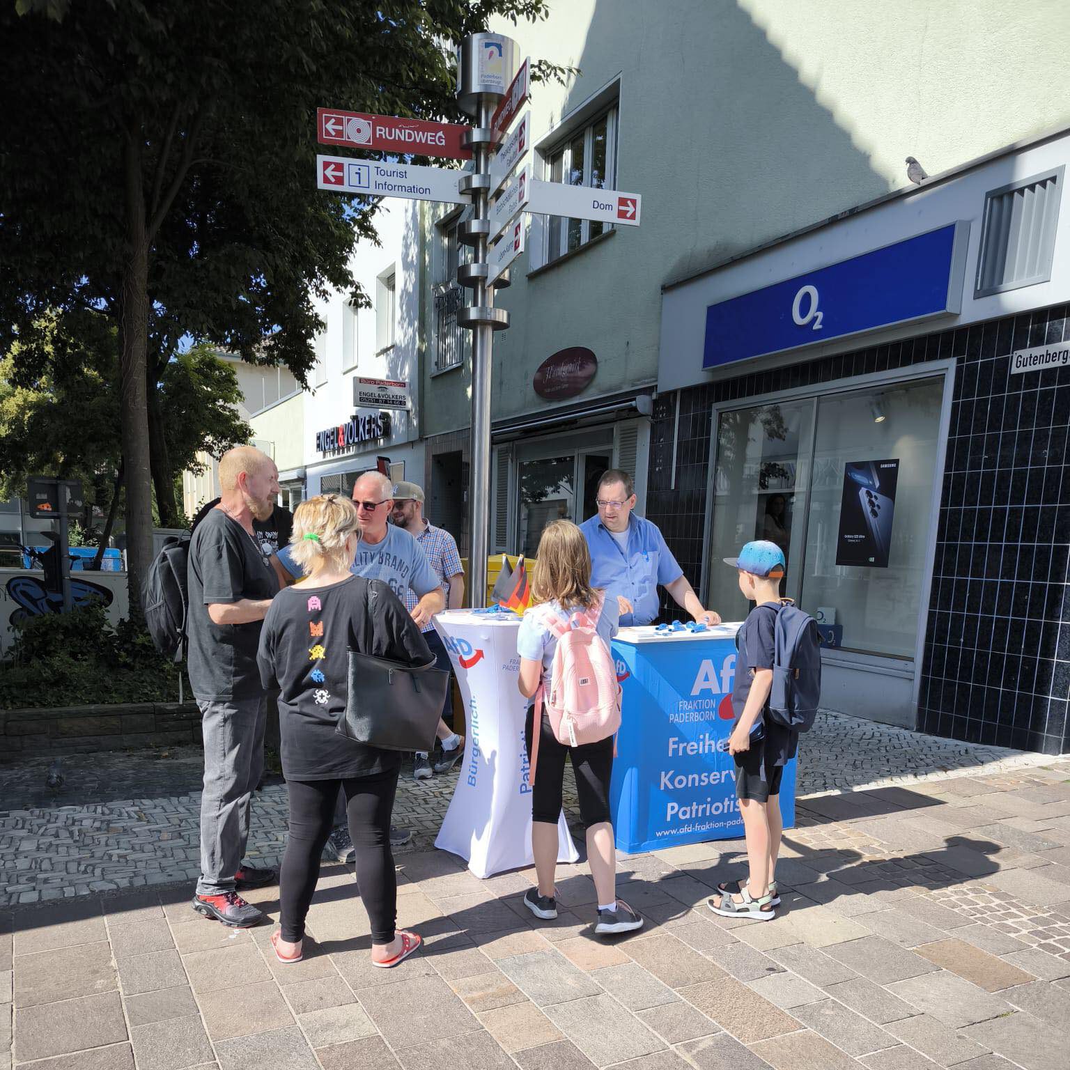 Du betrachtest gerade Infostand der Fraktion in Paderborn